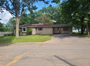 1007 12th St SW, Little Falls, MN 56345