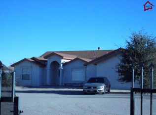 1789 Vista Montana Rd, Las Cruces, NM 88005