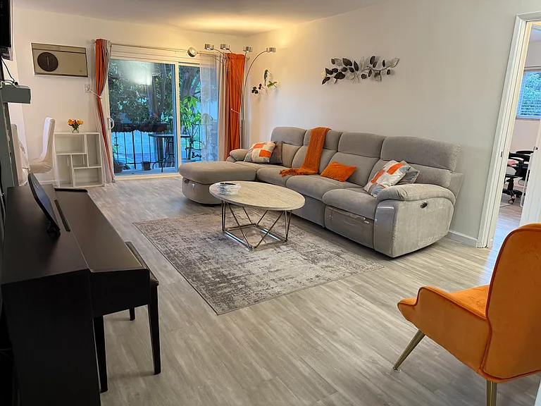 1730 Camden Ave #101 — Photo 1