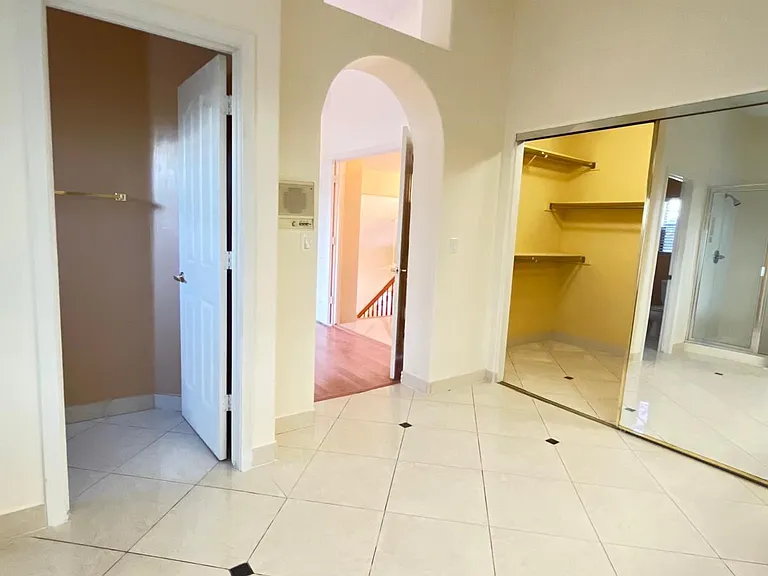 5545 W Wethersfield Dr — Photo 32