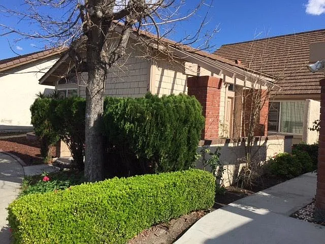 Front Walkway Entry