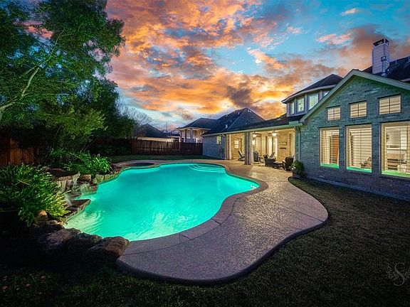 4th image of 5710 Evening Oaks Ln