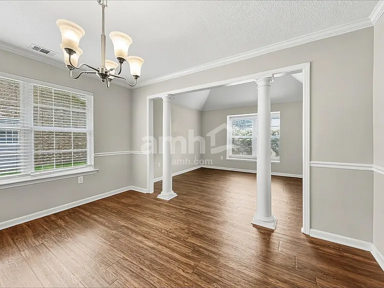 26 Heritage Way — Photo 6