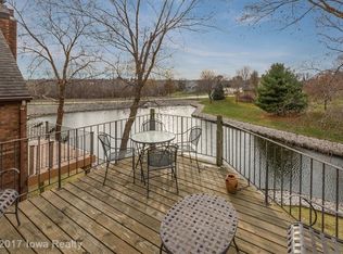 672 58th Pl #6, West Des Moines, IA 50266