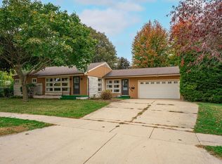 1205 7th Ave, Belvidere, IL 61008