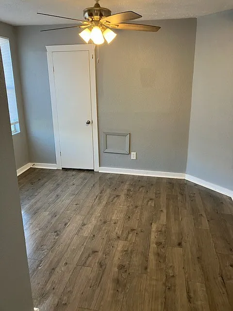 602 w Santa Gertrudis — Photo 2