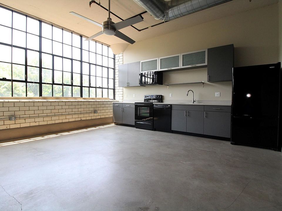 1st image of 8125 Michigan Ave