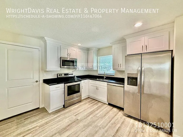 2904 E Columbus Dr — Photo 16