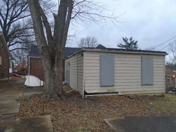 2nd image of 6339 Lucille Ave