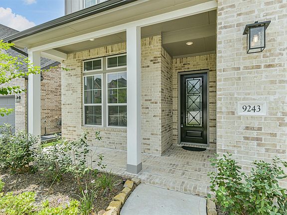 3rd image of 9243 Trimble Landing Dr