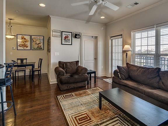 3rd image of 700 15th St Unit 1406
