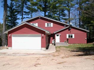 E8994 Powell Lake Rd, Wetmore, MI 49895