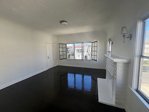 4th image of 342 1/2 N Orange Grove Ave #342-1/2