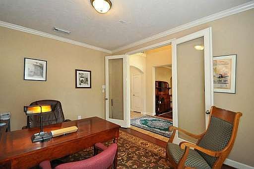 4th image of 28514 Blue Holly Ln