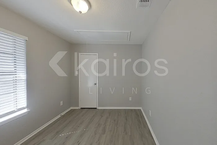 2146 Woodnote Ln — Photo 10