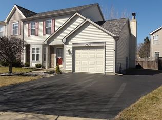 1133 Blackburn Dr, Grayslake, IL 60030