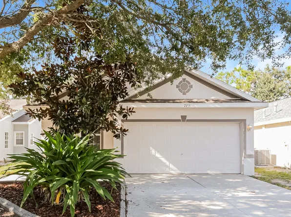 7455 Oxford Garden Cir, Apollo Beach, FL 33572