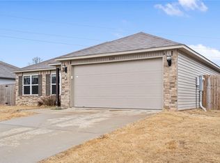 820 NW 69th Ave, Bentonville, AR 72713