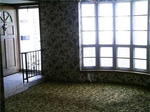 2nd image of 9009 Belk St