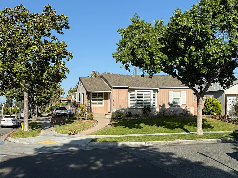 4862 Oliva Ave — Photo 1