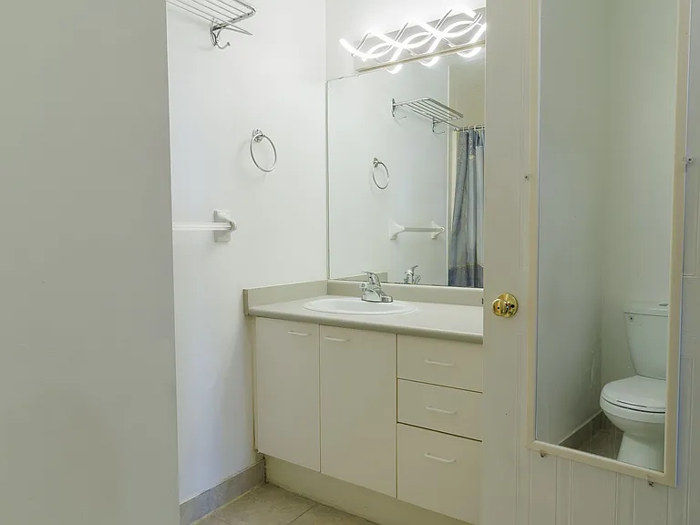 30 Chapman Ct #1001 — Photo 32