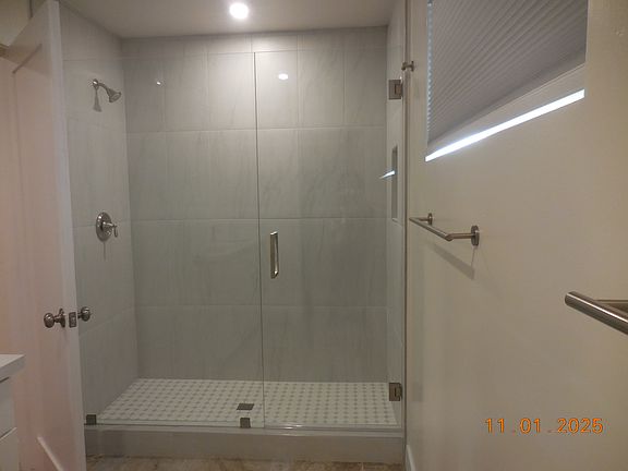 2nd image of 5276 Channing St