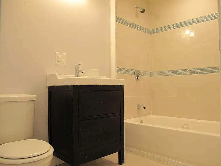 163 Main St #1 — Photo 7