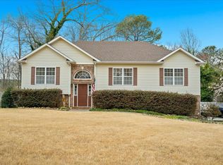 212 Bloomington Dr, Dalton, GA 30721