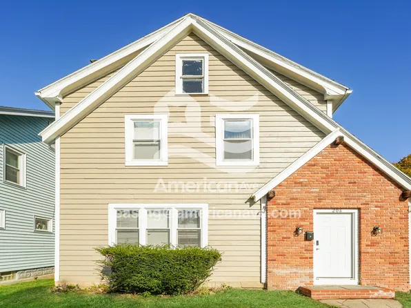 206 Grafton St, Rochester, NY 14621