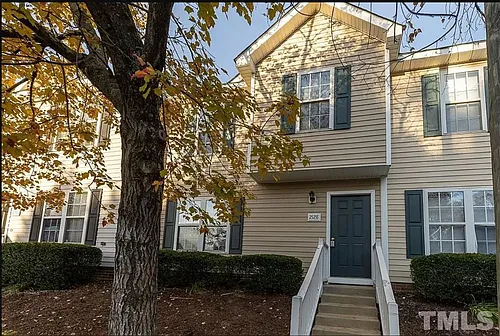 2128 Walnut Bluffs Ln Photo 1