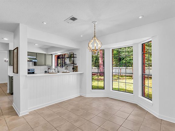 5th image of 259 E Rainbow Ridge Cir