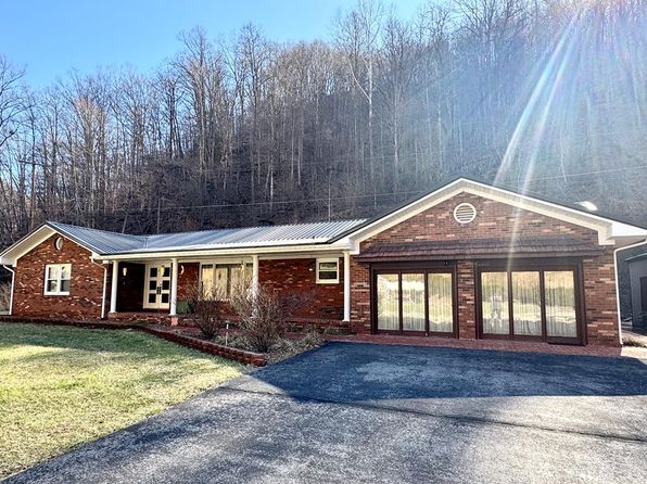 4205 Feds Creek Rd, Steele, KY 41566