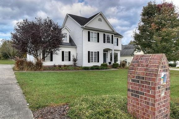 2nd image of 359 Wiltshire Dr
