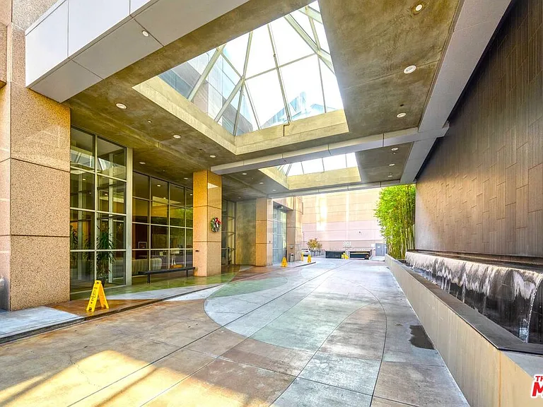 801 S Grand Ave #1503 — Photo 33