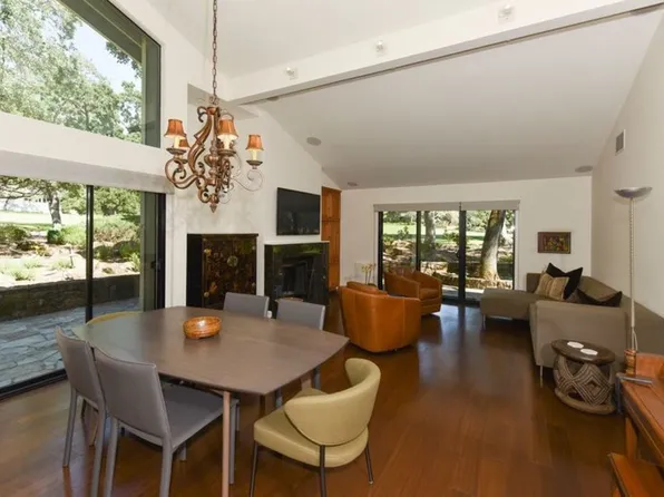 (undisclosed Address), Napa, CA 94558