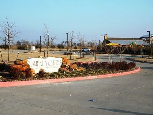 4th image of 10136 Kingsland Trl