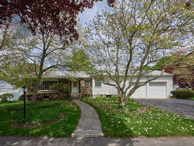 42 Ellis Dr, Worcester, MA, 01609