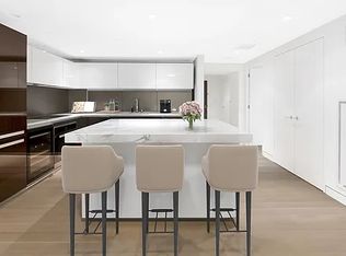 135 W 52nd St APT 8D, New York, NY 10019