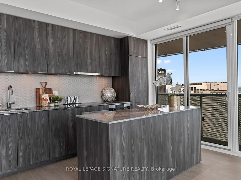 15 Queens Quay E #3305 — Photo 15