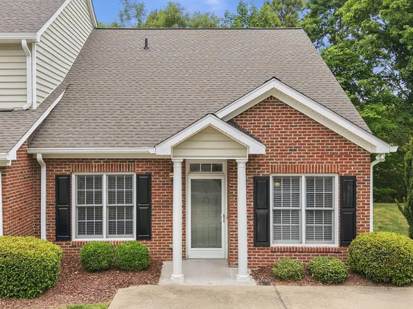 910 Quiet Woods Pl, Durham, NC 27712