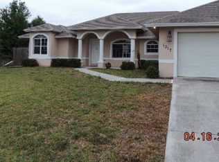 1017 SW Dubuque Ave, Port Saint Lucie, FL 34953