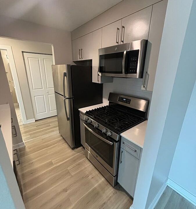 1st image of 9612 N Greenwood Ave #3A