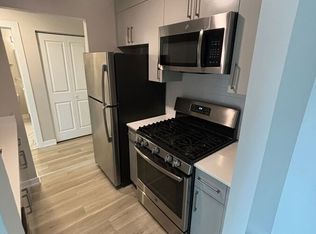 9612 N Greenwood Ave #3A, Des Plaines, IL 60016