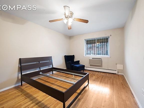 3rd image of 2249 38th St #2