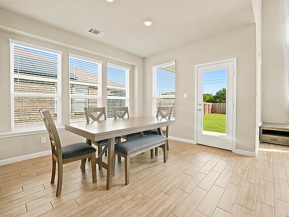 4th image of 15212 CHESHIRE WAY