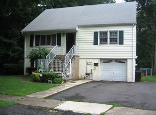8 Kleber Pl, Little Ferry, NJ 07643