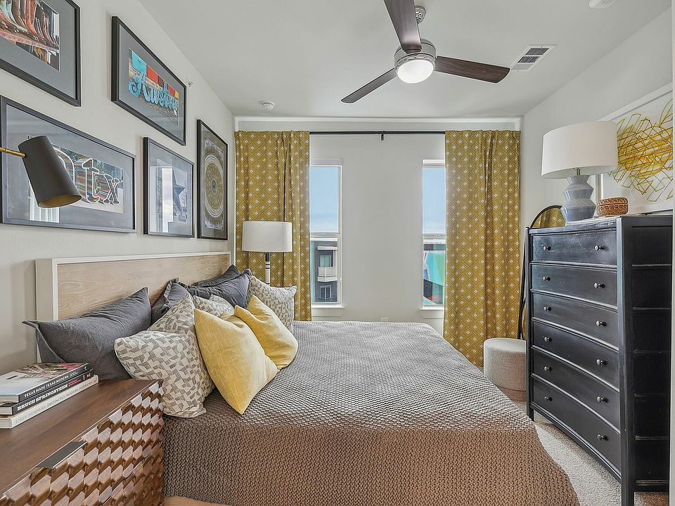 42-web-or-mls-N Lamar Blvd - Unit 507 - 017