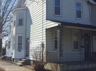 551 N 28th St, Camden, NJ 08105
