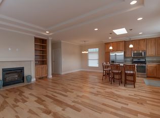 2259 Grand Ave UNIT 3, West Des Moines, IA 50265