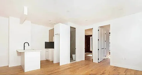 358 Lincoln Road, #1R